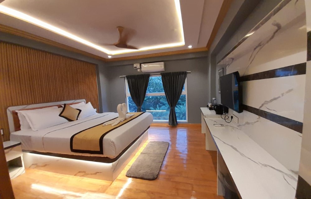 Gallery Picture