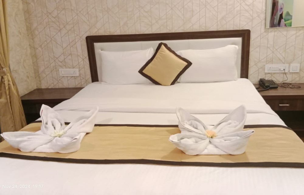 Escape to Elegance: Stay at Signature Inn Hotel in 40/1 - 5/1 , Swami Vivekananda Road , Benniganahalli, C V Raman Nagar, Bengaluru, Karnataka 560093